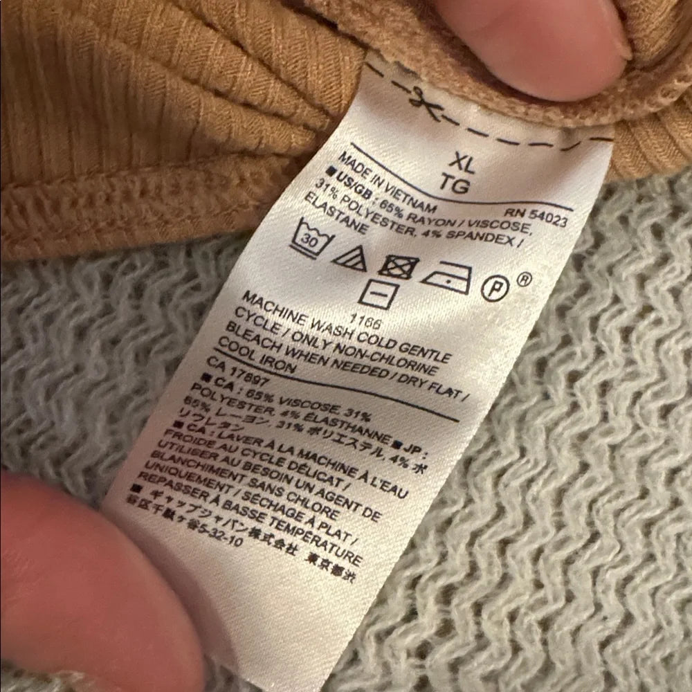 Banana Republic Ribbed Bodysuit | Camel Tan Long Sleeve | Size XL